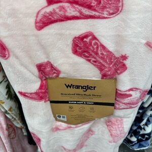 Wrangler Pink and White Plush Throw